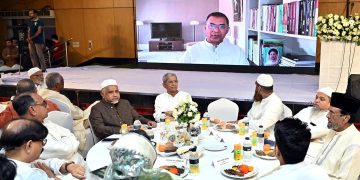 অপতৎপরতা নিয়ন্ত্রণ করা না গেলে গণতন্ত্র সংকটে পড়বে: তারেক রহমান