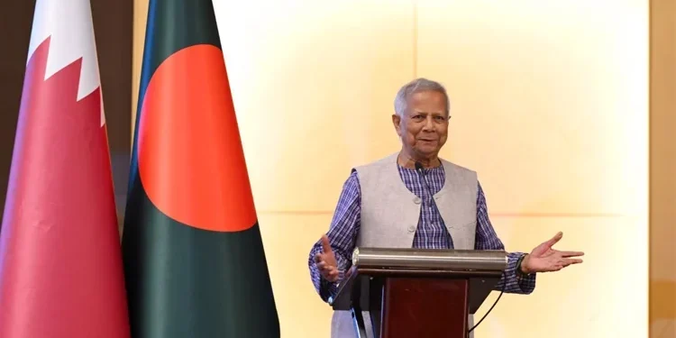 প্রধান উপদেষ্টা কাতার বিশ্ববিদ্যালয়ে ‘তিন শূন্য’ তত্ত্ব বিষয়ে বক্তব্য দিচ্ছেন