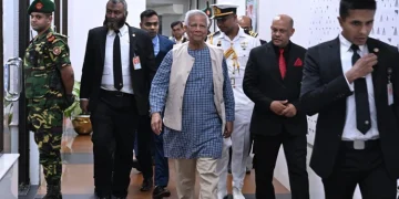 দেশে ফিরেছেন প্রধান উপদেষ্টা
